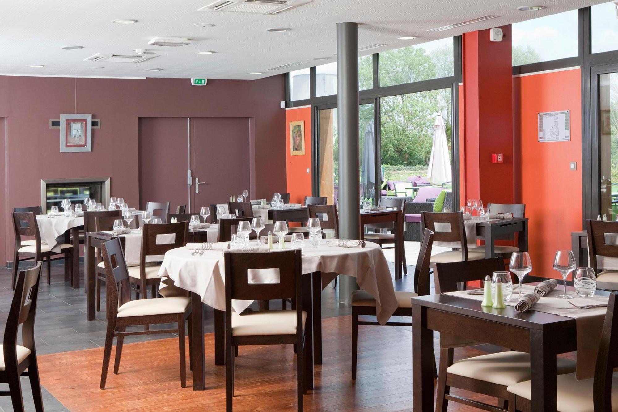 Belleville-sur-Loire Logis Hotel Terre De Loire מראה חיצוני תמונה