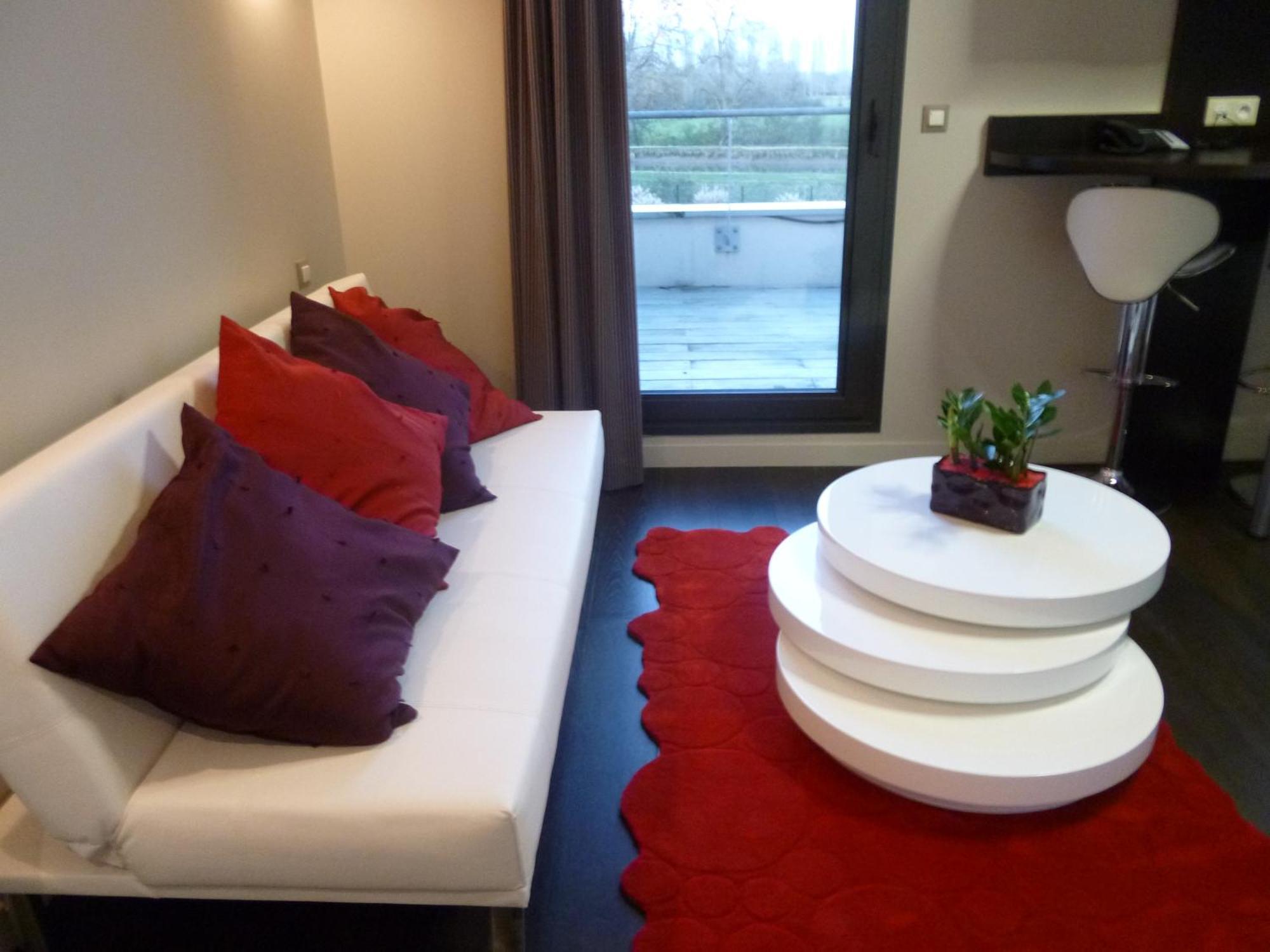 Belleville-sur-Loire Logis Hotel Terre De Loire מראה חיצוני תמונה