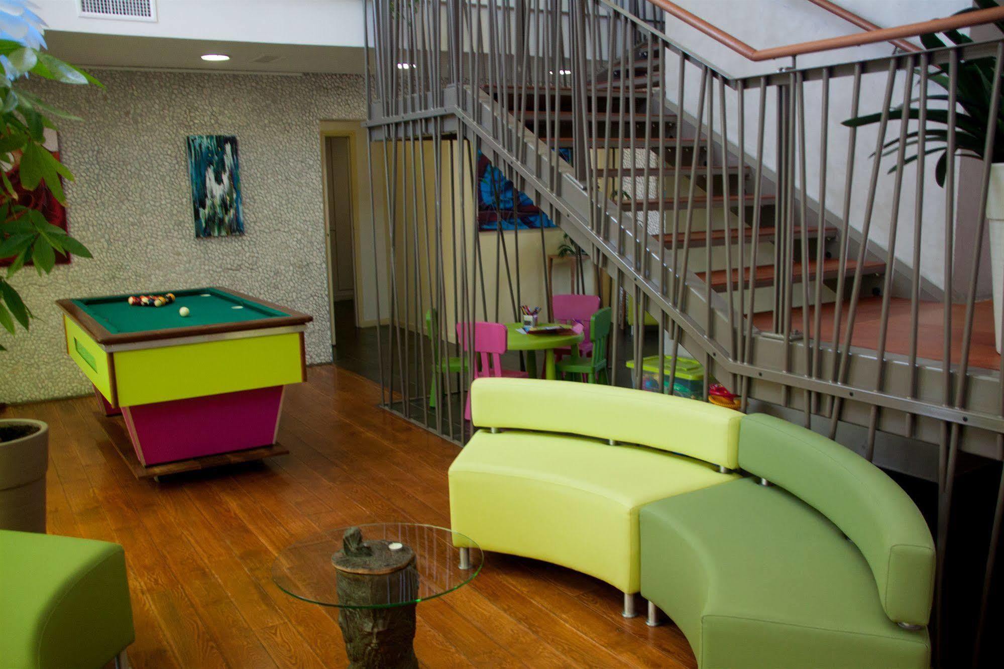 Belleville-sur-Loire Logis Hotel Terre De Loire מראה חיצוני תמונה