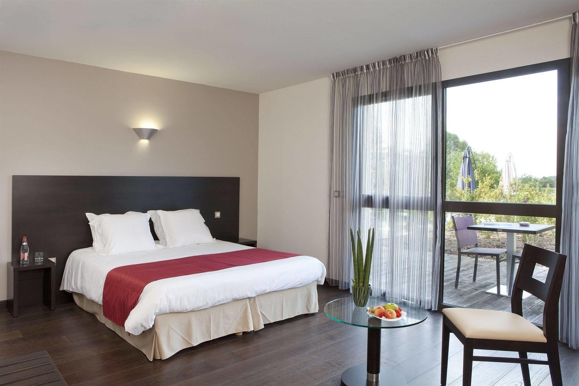 Belleville-sur-Loire Logis Hotel Terre De Loire מראה חיצוני תמונה
